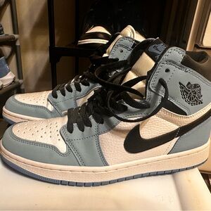 Nike Air Jordan mid Sneakers Carolina blue